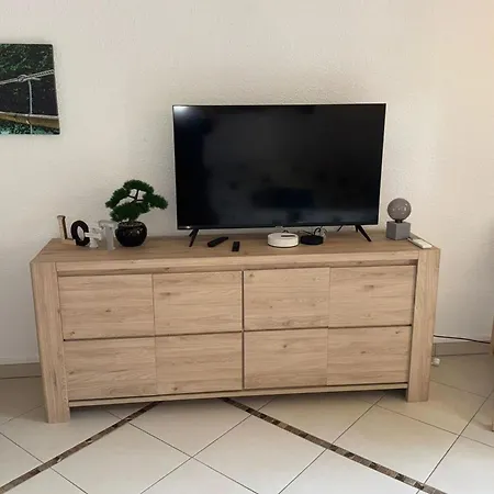 Appartement With Balcony -250 M From The Saint-Raphaël