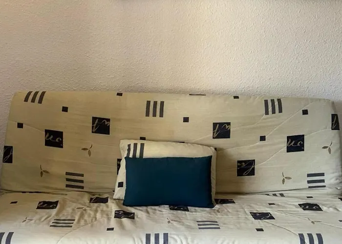 With Balcony -250 M From The Lägenhet Saint-Raphaël