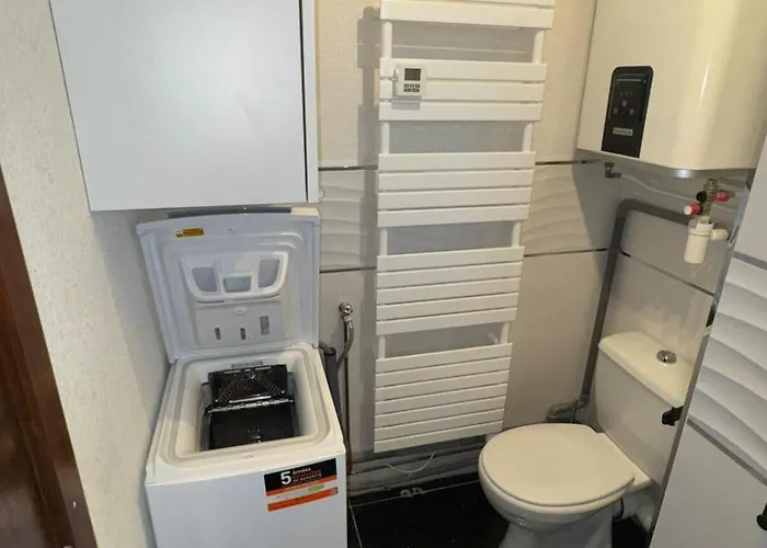 With Balcony -250 M From The Lägenhet Saint-Raphaël